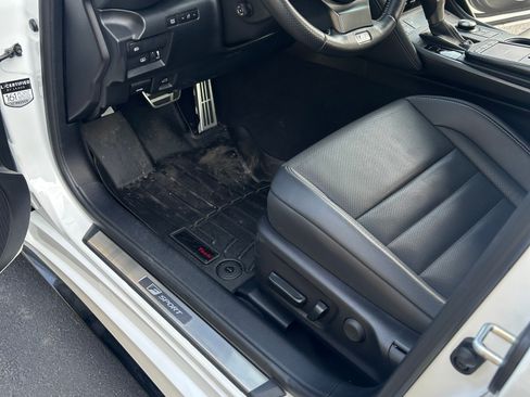 Used 2025 Lexus IS 350 F Sport image 31