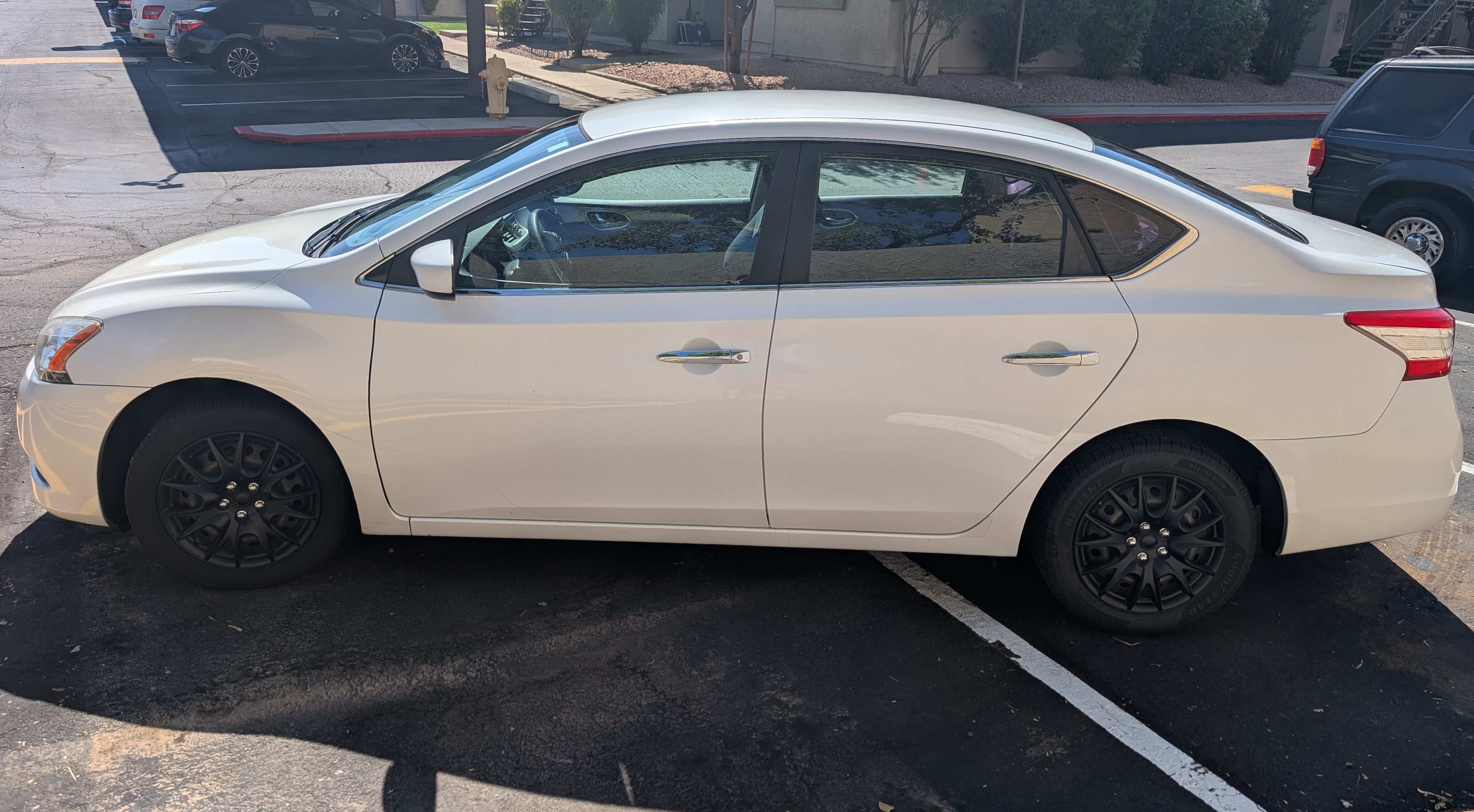 Used 2014 Nissan Sentra SV FWD image 4