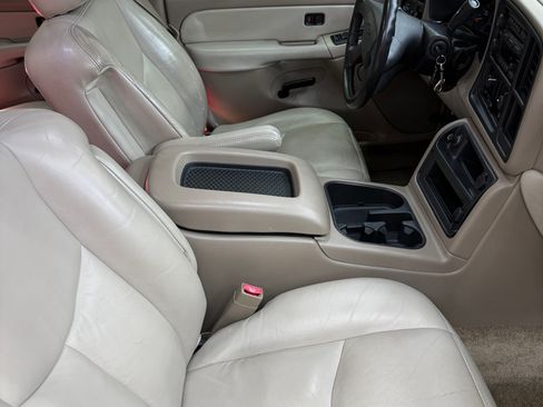 Used 2003 Chevrolet Tahoe LS RWD image 13