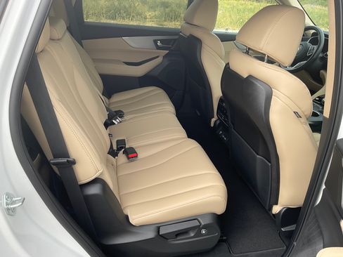 Used 2022 Acura MDX SH-AWD Sport Utility 4D image 16