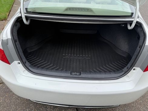 Used 2013 Honda Accord EX-L image 11