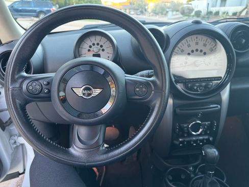Used 2013 MINI Cooper Countryman image 6