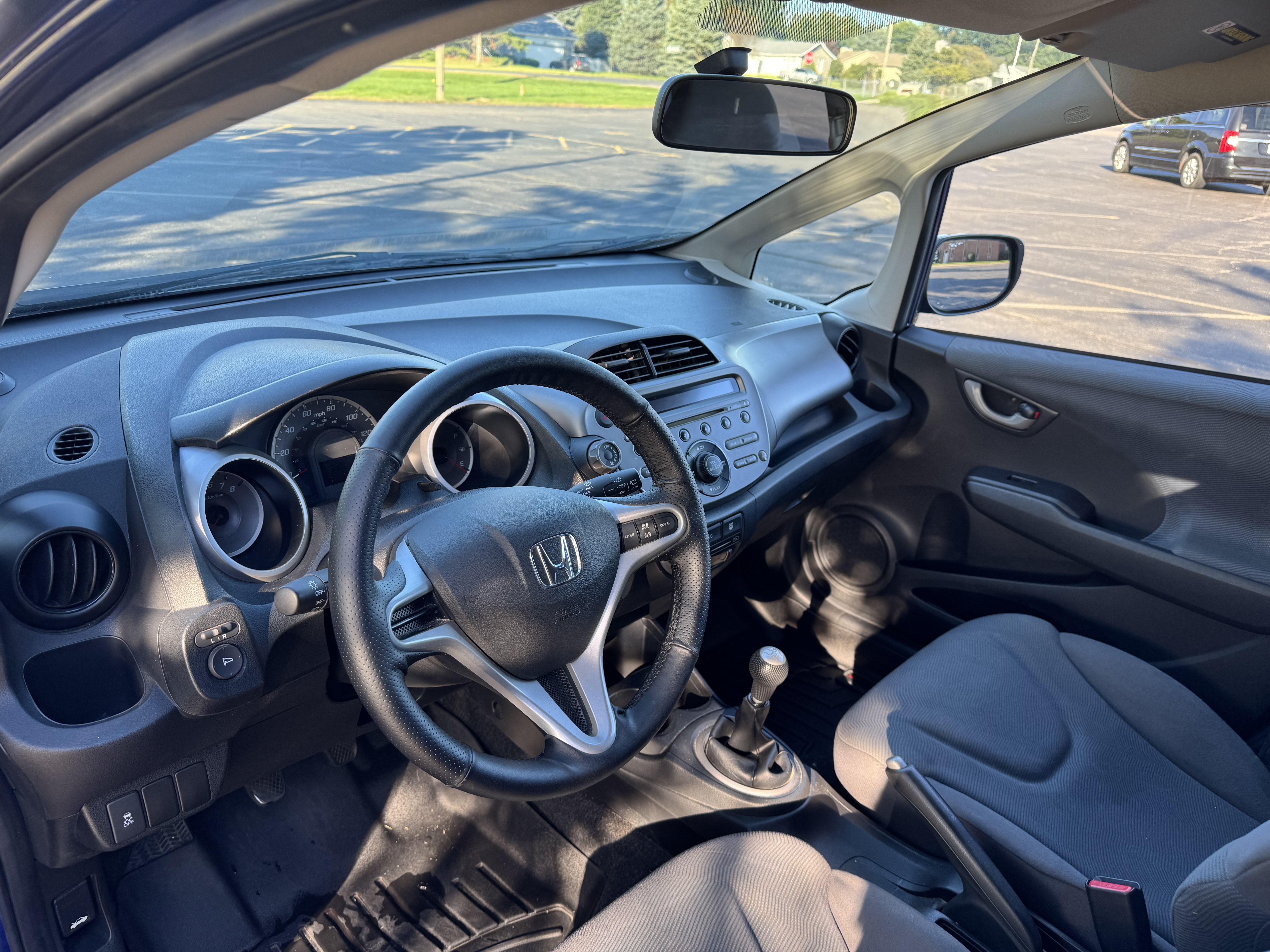 Used 2013 Honda Fit image 9