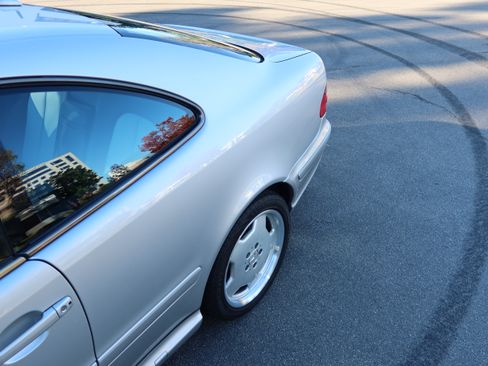 Used 2002 Mercedes-Benz CLK 55 AMG Coupe image 11