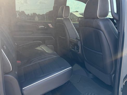 Used 2025 GMC Sierra 1500 AT4X w/ AT4X AEV Edition AWD/4WD image 23