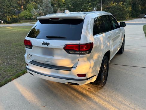 Used 2018 Jeep Grand Cherokee High Altitude AWD/4WD image 4