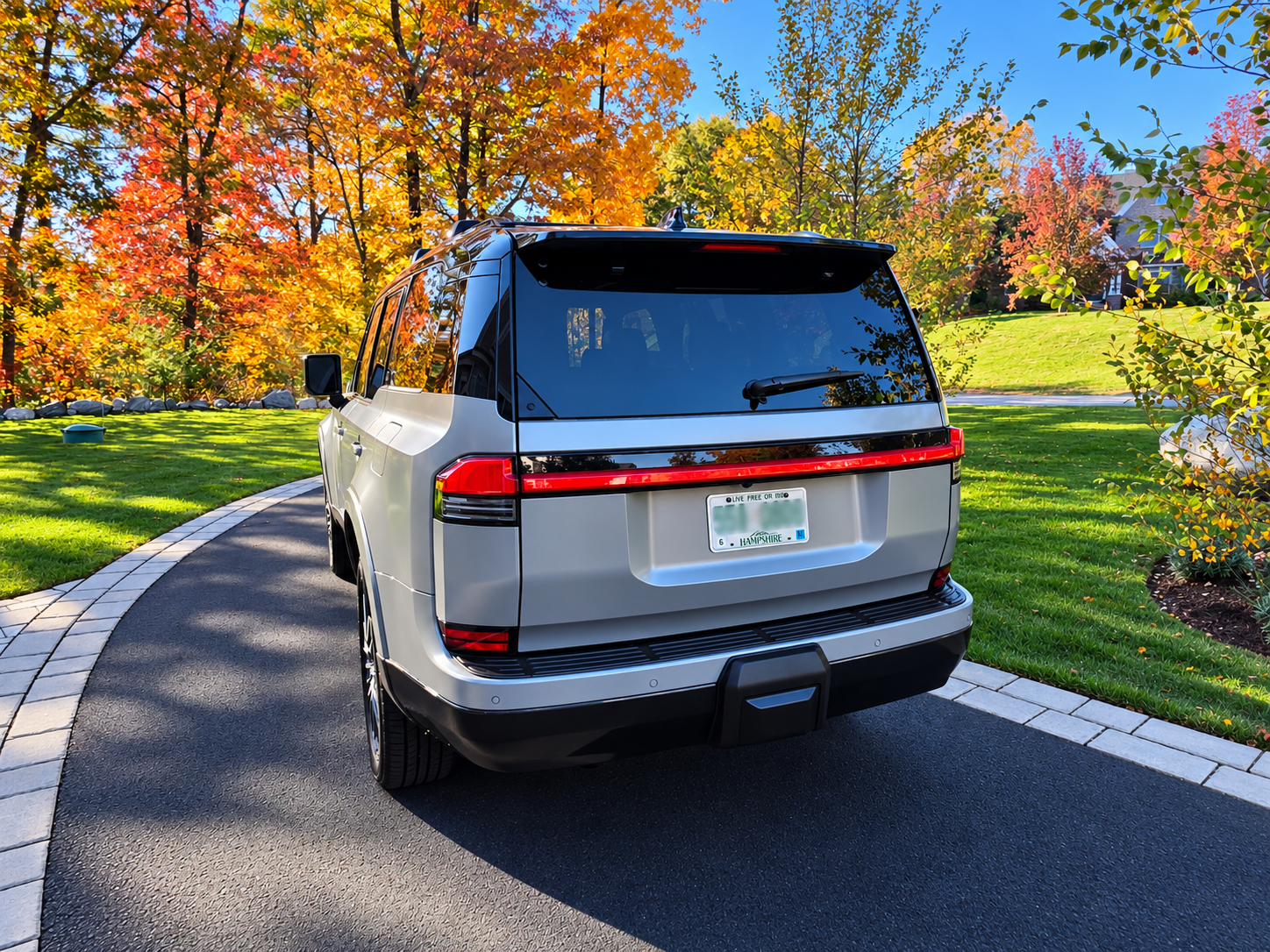 Used 2024 Lexus GX 550 w/ Accessory Package (Z1) AWD/4WD image 15