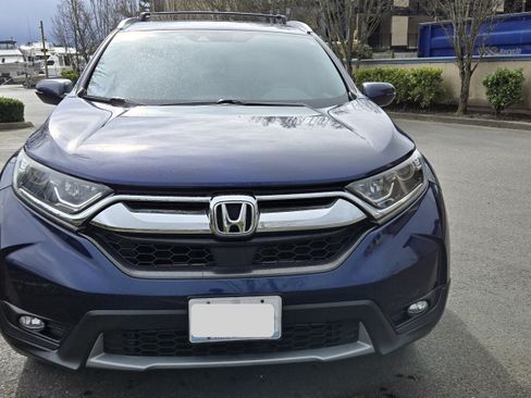 Used 2017 Honda CR-V EX image 2