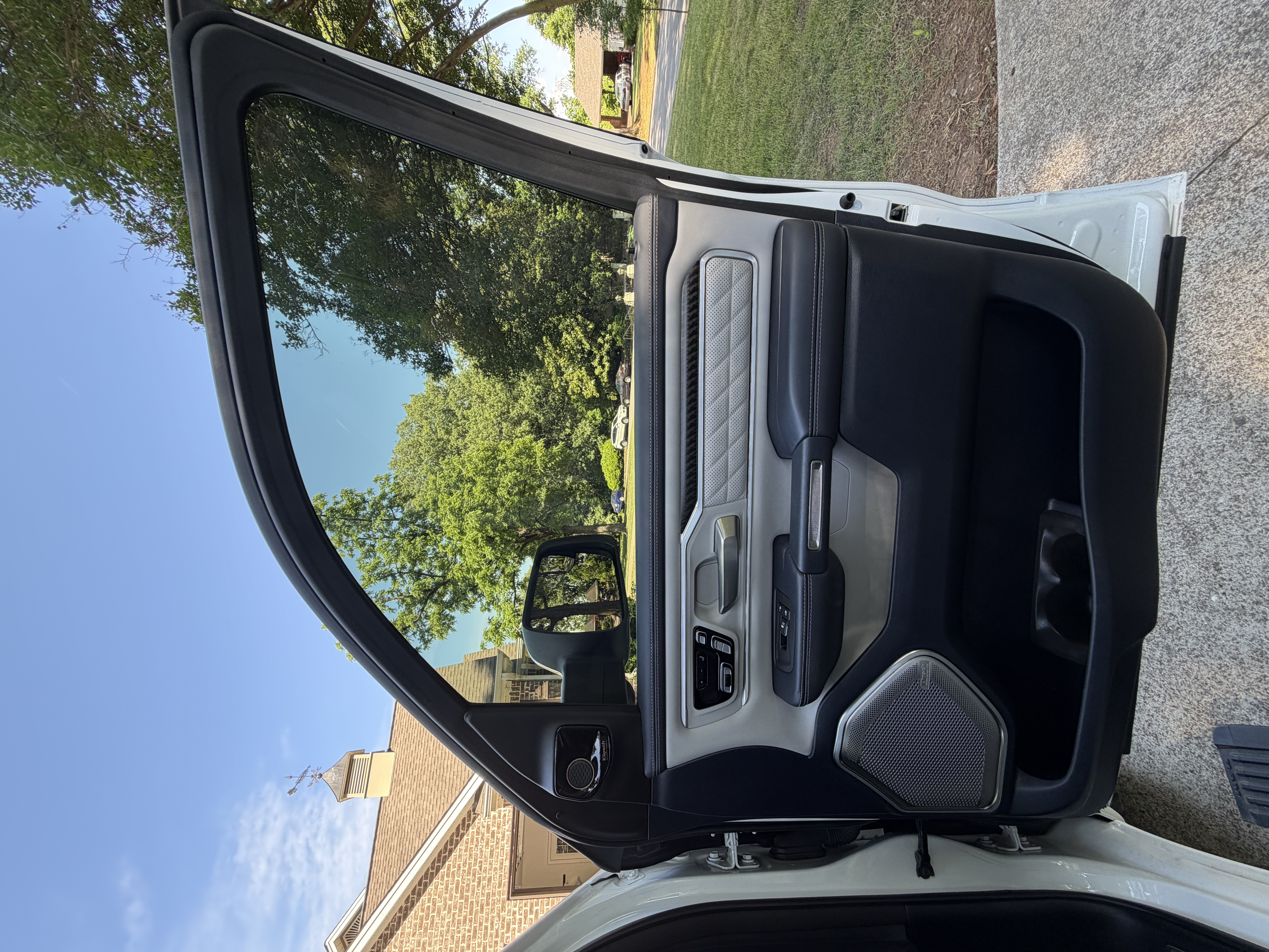 Used 2025 RAM 1500 Tungsten AWD/4WD image 6