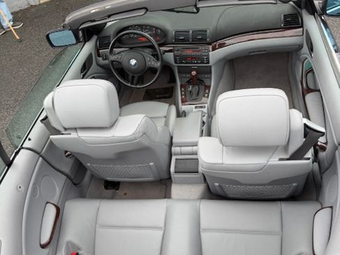 Used 2003 BMW 325Ci Convertible image 13