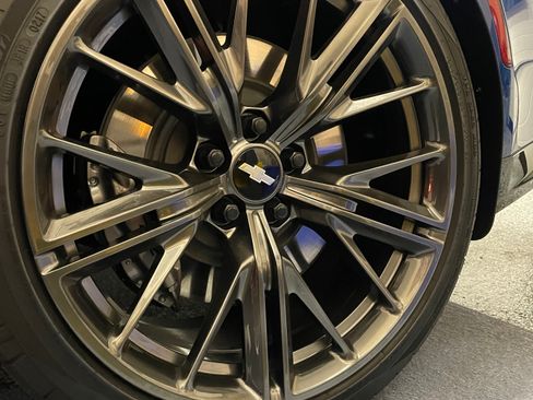 Used 2017 Chevrolet Camaro ZL1 image 20