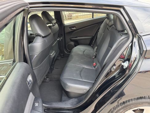 Used 2016 Toyota Prius Four Touring image 14