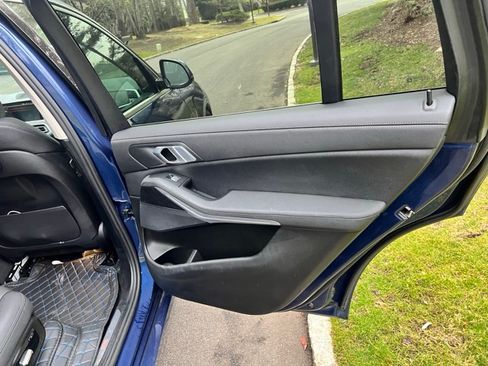 Used 2021 BMW X7 xDrive40i image 16