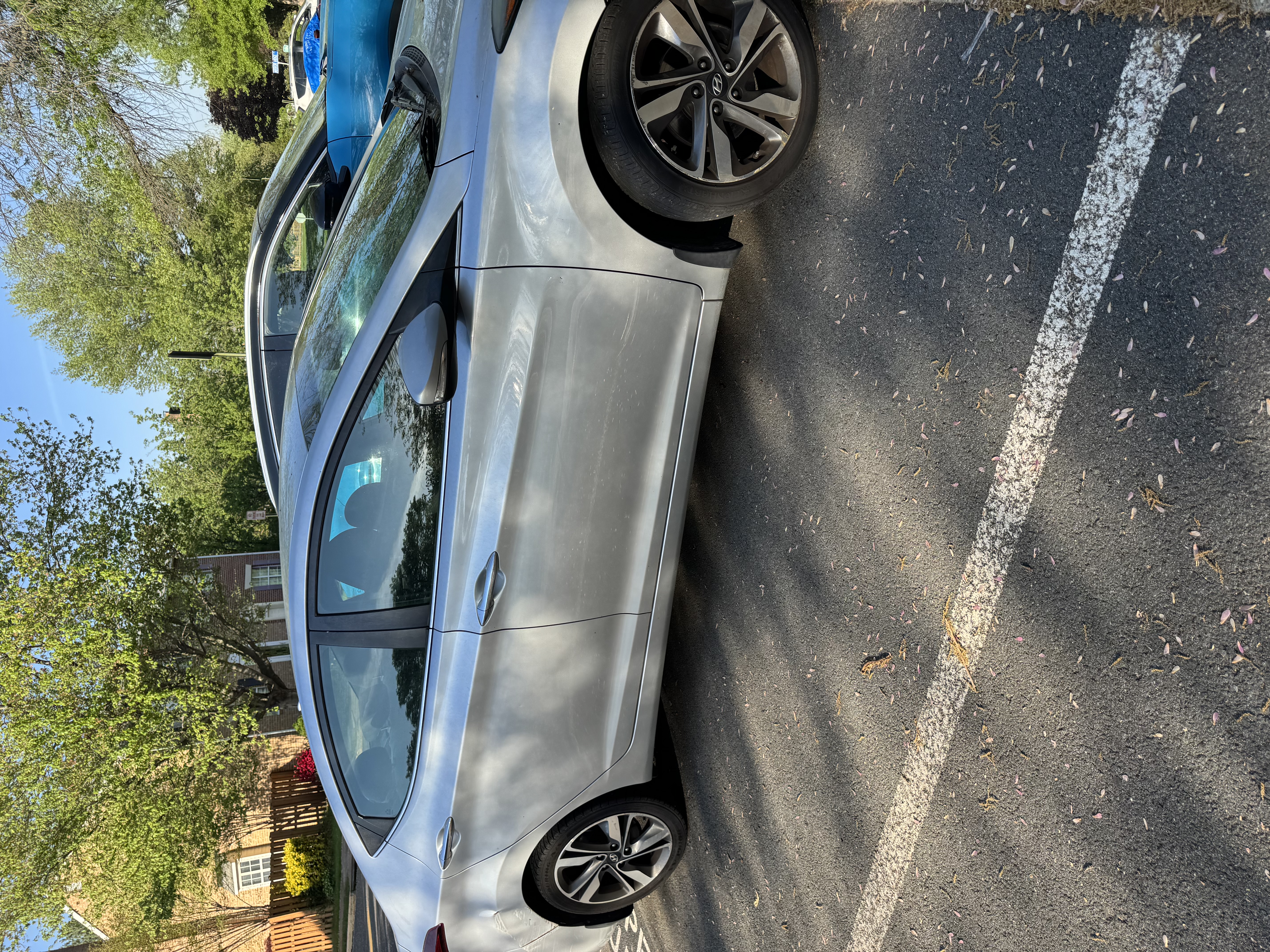 Used 2014 Hyundai Elantra Limited FWD image 6