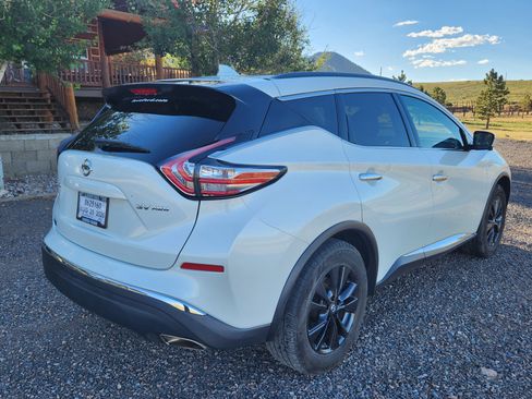 Used 2017 Nissan Murano SV w/ Premium Plus Package AWD/4WD image 6