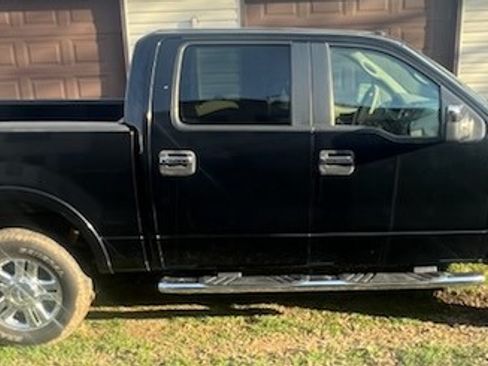 Used 2007 Ford F150 Lariat image 2