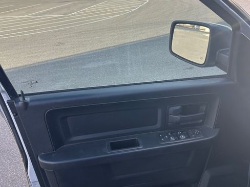 Used 2018 RAM 1500 Express w/ Express Value Package image 16