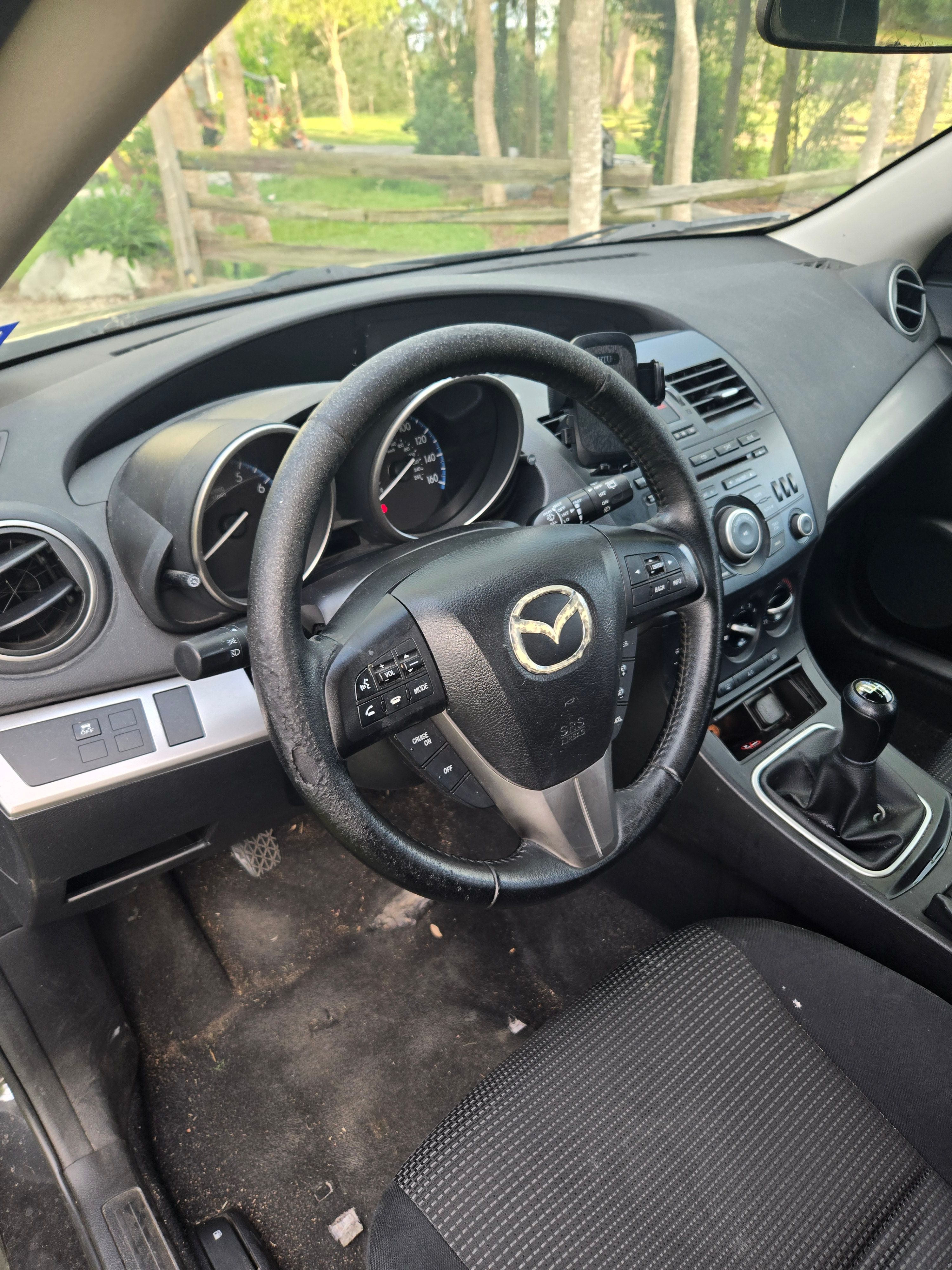 Used 2012 MAZDA MAZDA3 i Touring FWD image 12