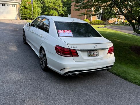 Used 2016 Mercedes-Benz E 350 4MATIC Sedan image 5