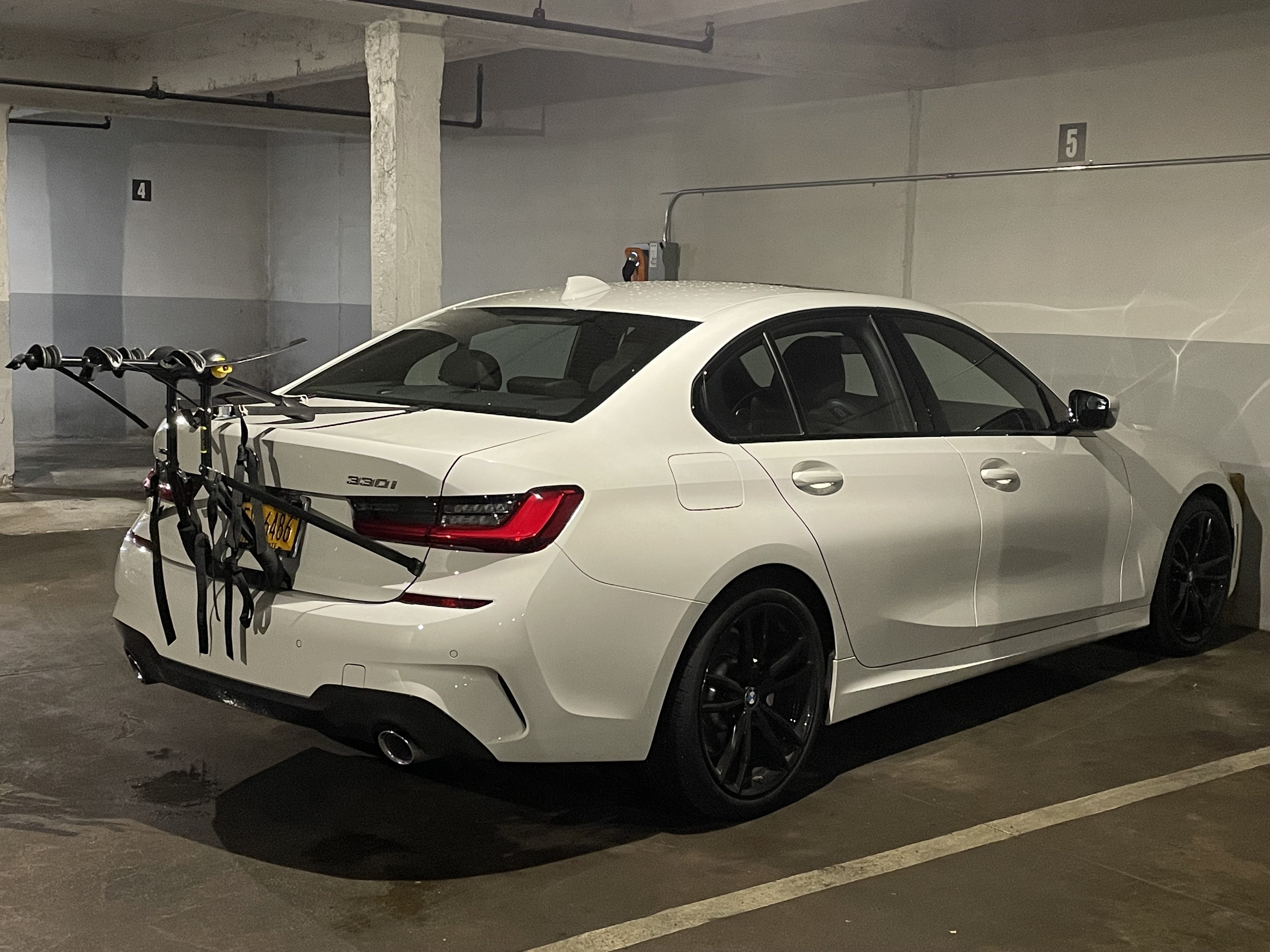 Used 2020 BMW 330i xDrive Sedan w/ M Sport Package AWD/4WD image 13