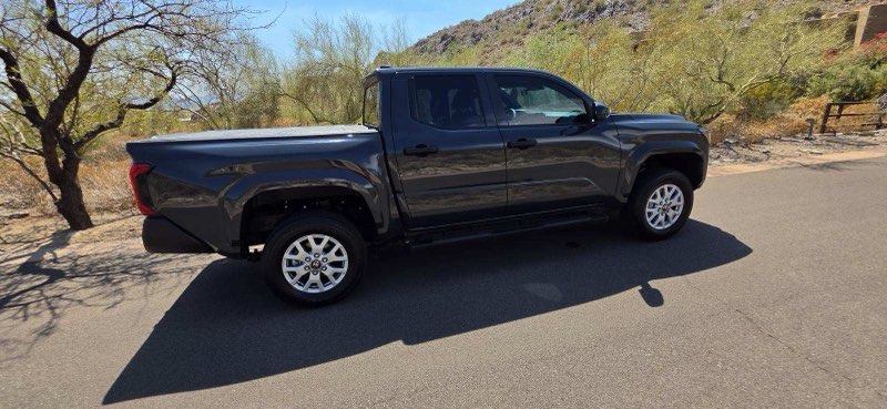 Used 2025 Toyota Tacoma SR RWD image 2