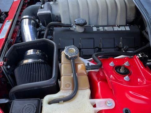 Used 2008 Dodge Magnum SRT8 w/ SRT Option Group III image 18