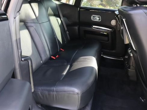 Used 2011 Rolls-Royce Ghost image 16