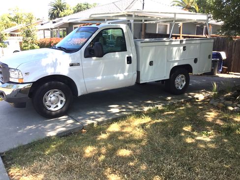 Used 2002 Ford F350 2WD Regular Cab Super Duty image 9