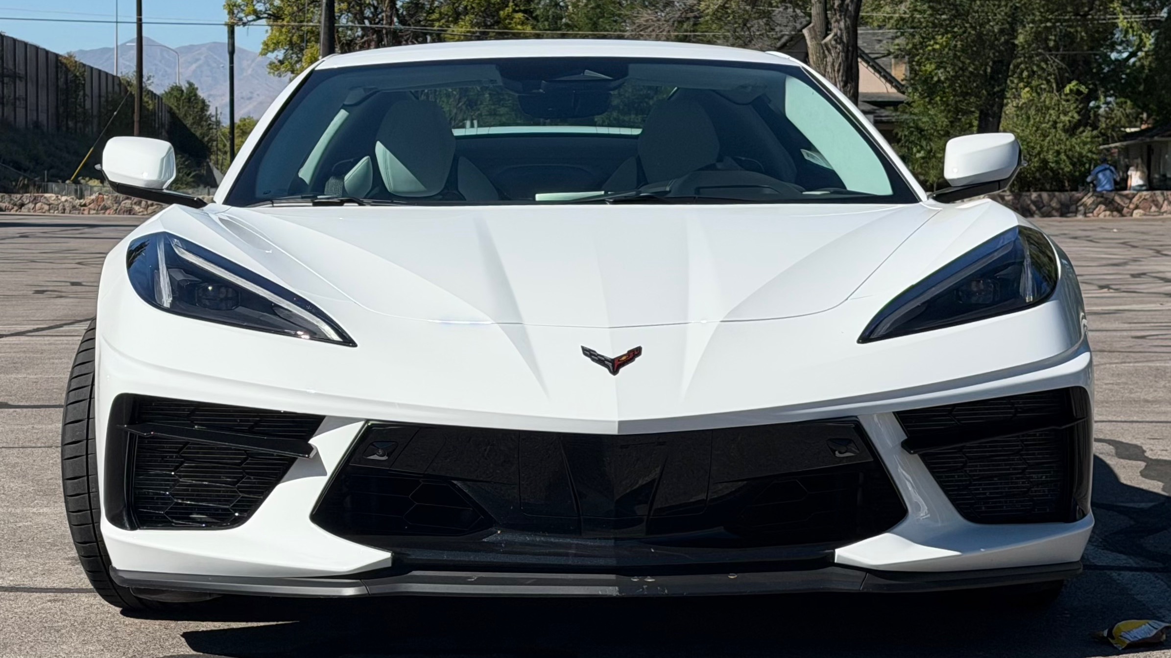 Used 2024 Chevrolet Corvette Stingray Premium Conv w/ Z51 Performance Package RWD image 2