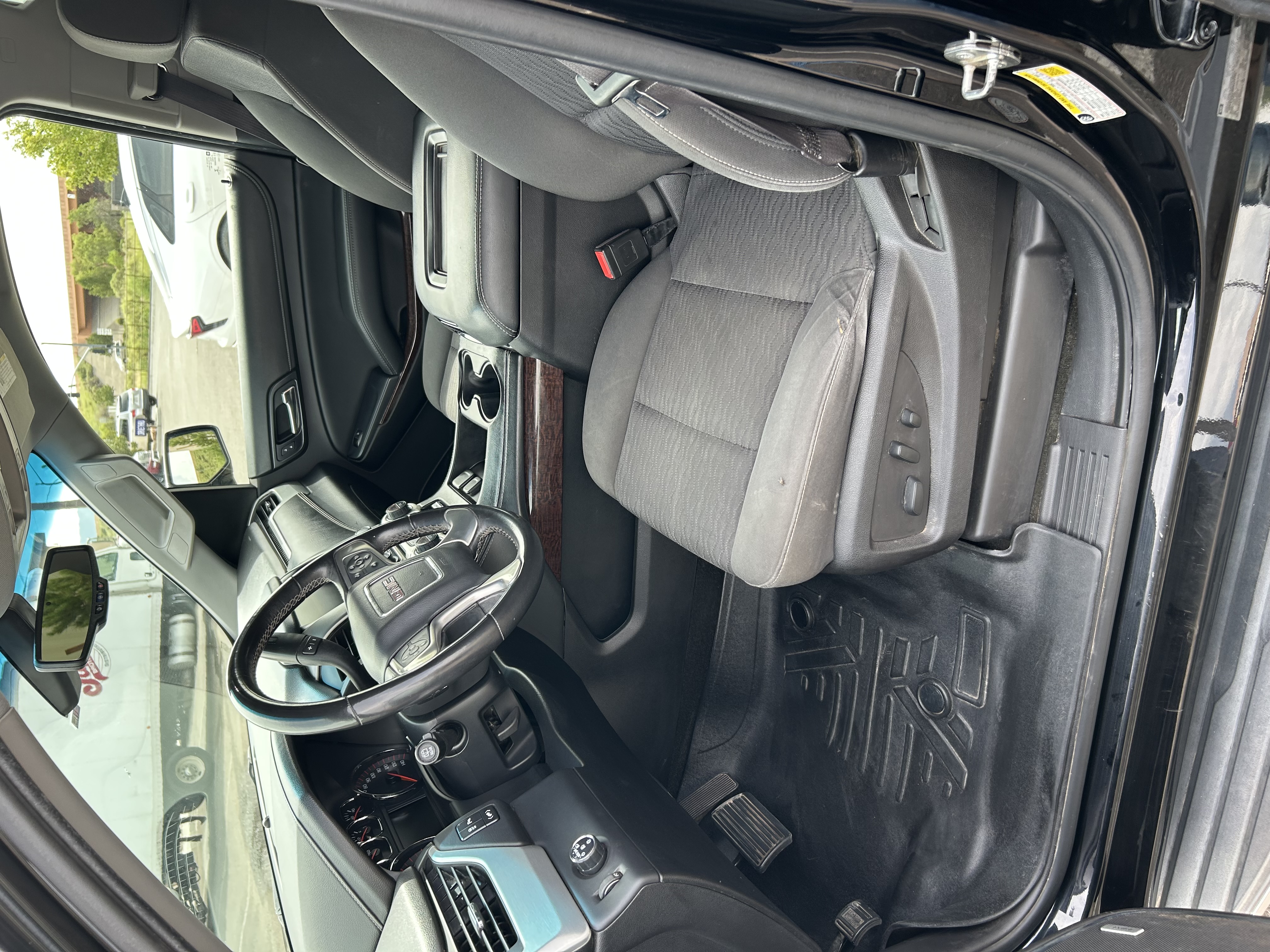 Used 2016 GMC Yukon XL SLE w/ Convenience Package RWD image 9