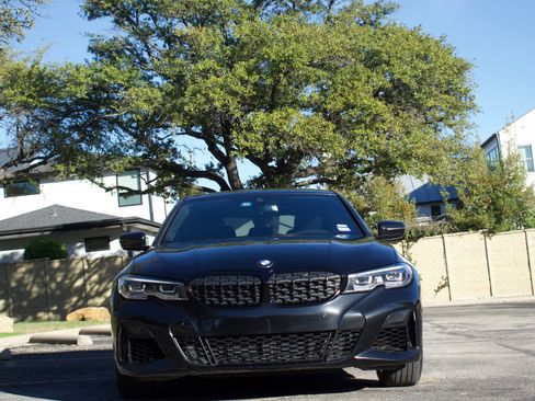 Used 2021 BMW M340i w/ Driving Assistance Package image 9