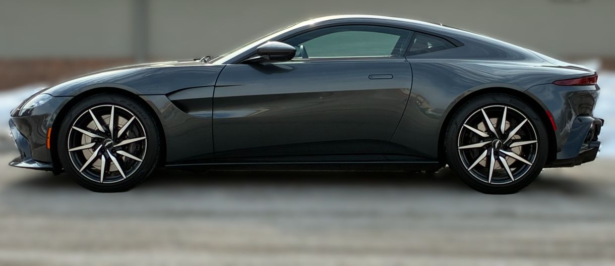 Used 2020 Aston Martin V8 Vantage Coupe RWD image 8