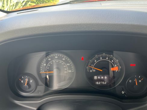 Used 2016 Jeep Patriot Sport image 8