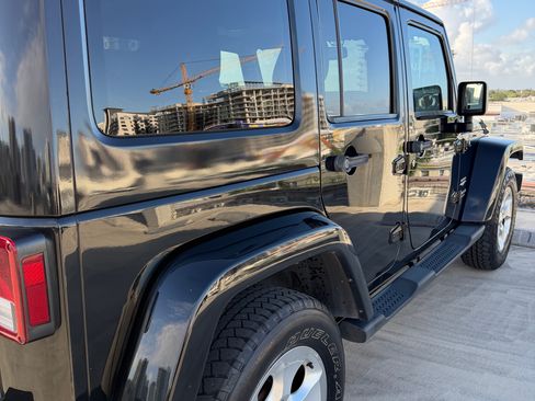 Used 2015 Jeep Wrangler Unlimited Sahara w/ Dual Top Group image 6