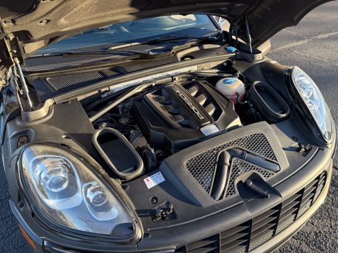 Used 2016 Porsche Macan S image 24