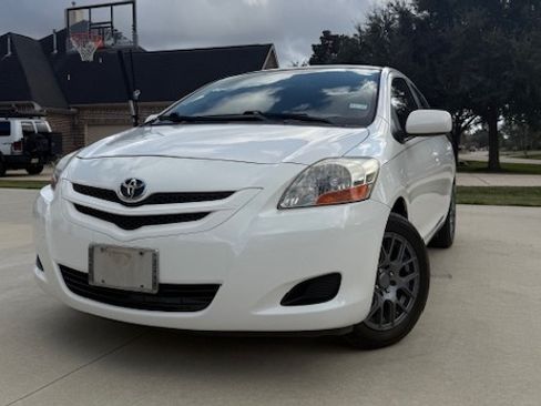 Used 2008 Toyota Yaris Sedan image 1