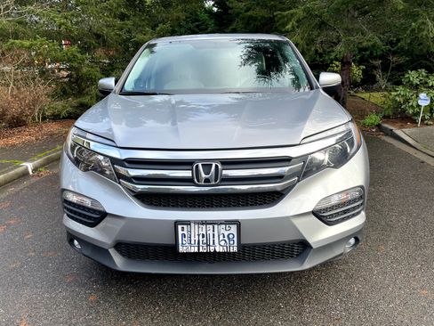 Used 2017 Honda Pilot EX-L image 2