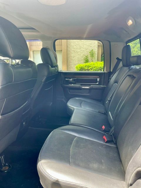 Used 2016 RAM 1500 Laramie w/ Convenience Group AWD/4WD image 10