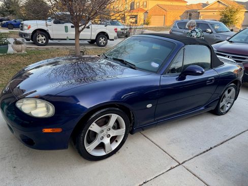 Used 2003 MAZDA MX-5 Miata LS image 25
