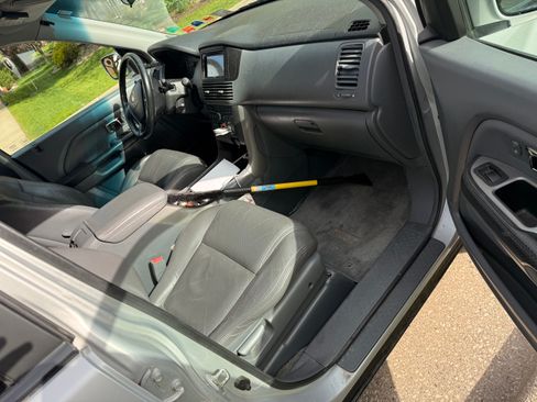 Used 2004 Honda Pilot EX image 9