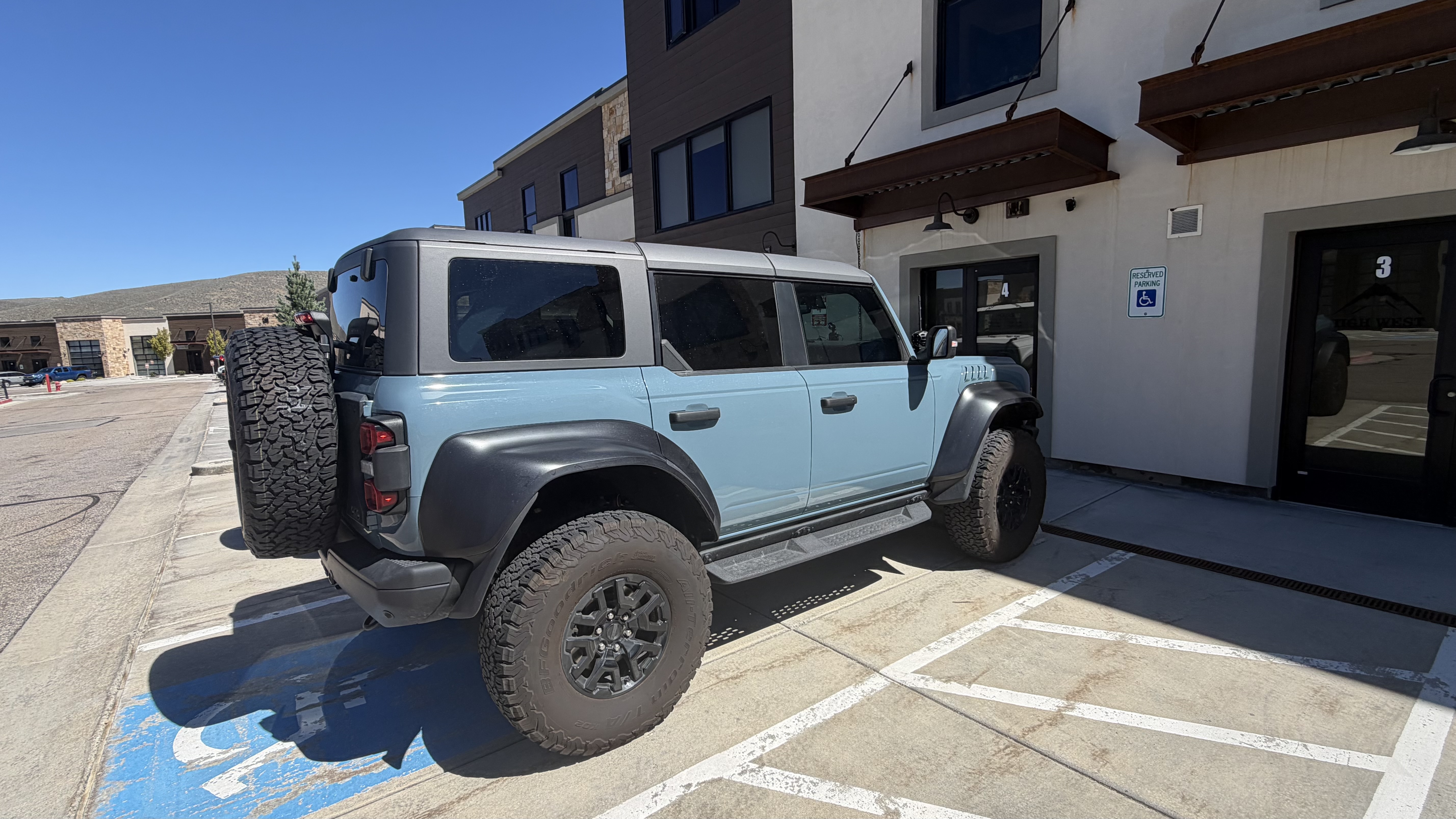 Used 2023 Ford Bronco Raptor AWD/4WD image 1