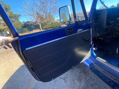 Used 1994 Jeep Wrangler SE image 17