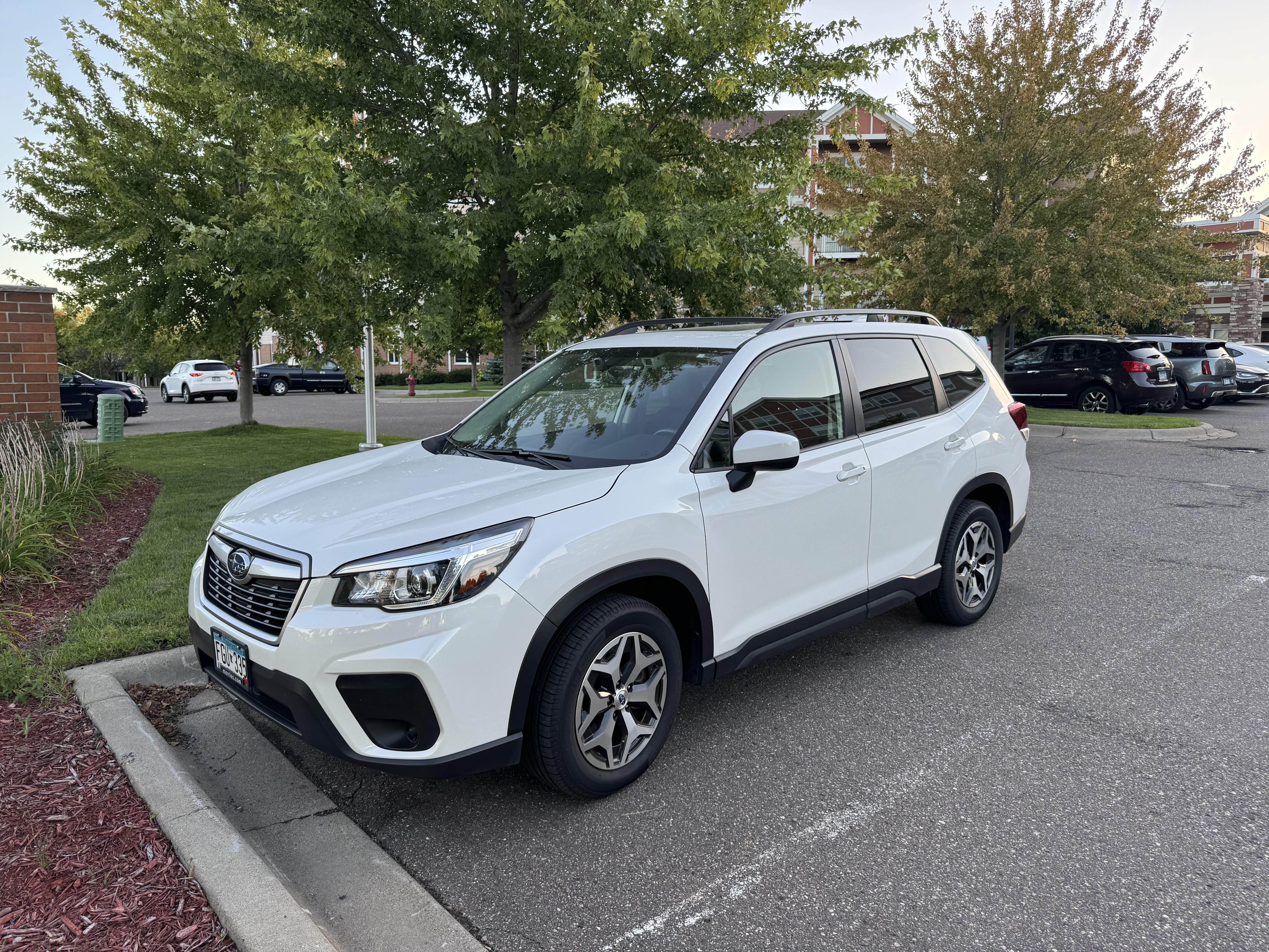 Used 2020 Subaru Forester Premium AWD/4WD image 11