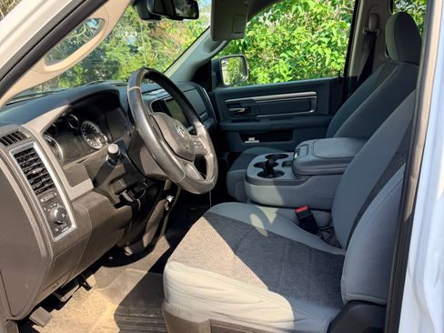 Used 2019 RAM 1500 Warlock AWD/4WD image 9