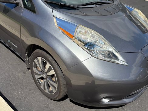 Used 2015 Nissan Leaf SV w/ LED & Quick Charge Package FWD image 1
