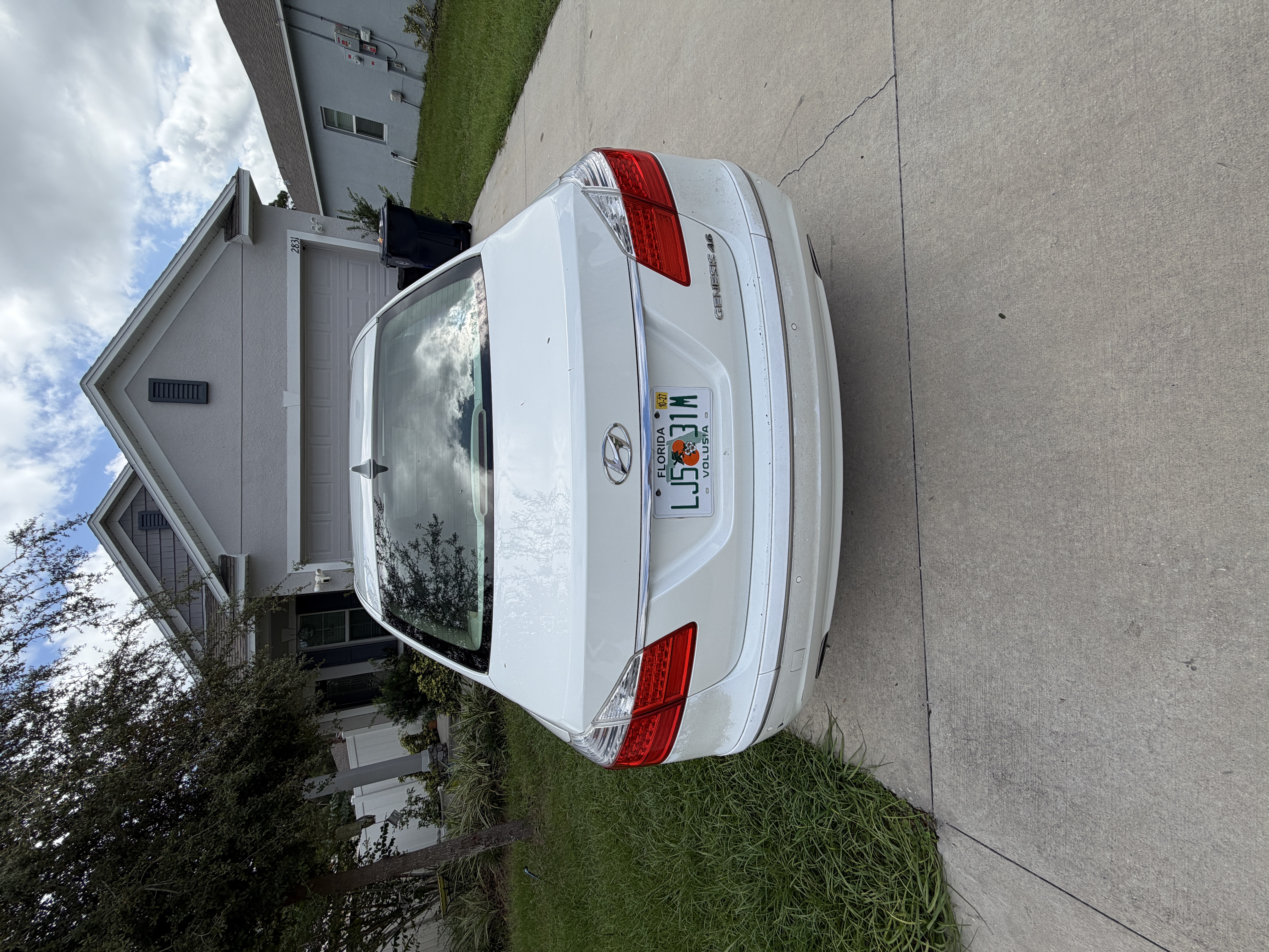 Used 2009 Hyundai Genesis 4.6 w/ Technology Pkg 5 RWD image 8