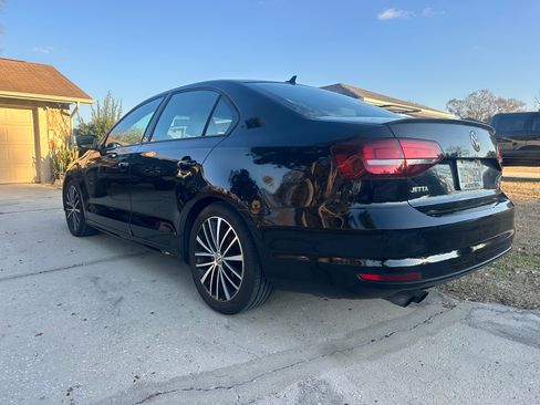 Used 2016 Volkswagen Jetta Sport w/ Lighting Package image 8