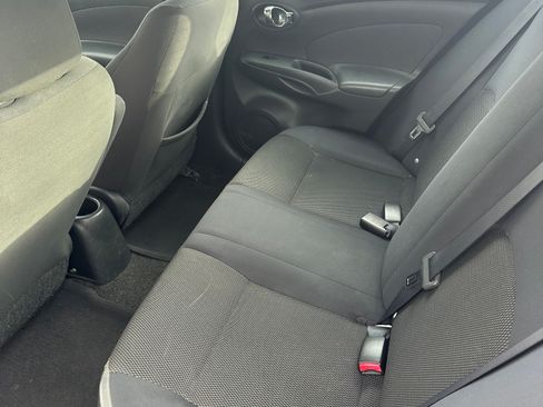 Used 2013 Nissan Versa SV image 12