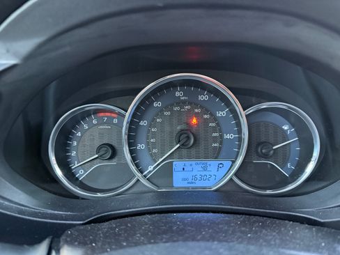 Used 2016 Toyota Corolla LE image 12