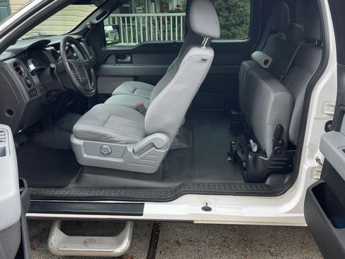 Used 2014 Ford F150 XL w/ Power Equipment Group AWD/4WD image 8